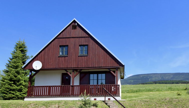 Foto 1 - Casa de 3 habitaciones en Černý Důl con piscina y jardín