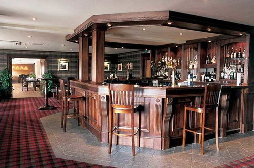 Photo 10 - The Caledonian Hotel