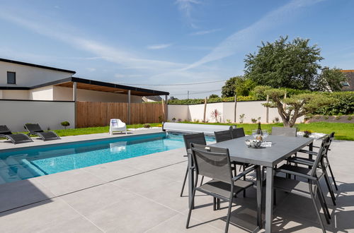 Photo 5 - 4 bedroom House in Cléder with private pool and garden