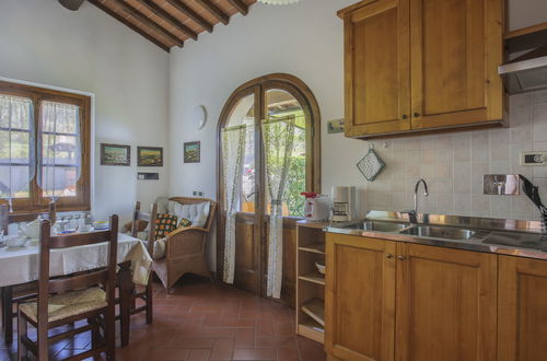 Photo 6 - Maison de 2 chambres à Castelfranco Piandiscò avec piscine et jardin