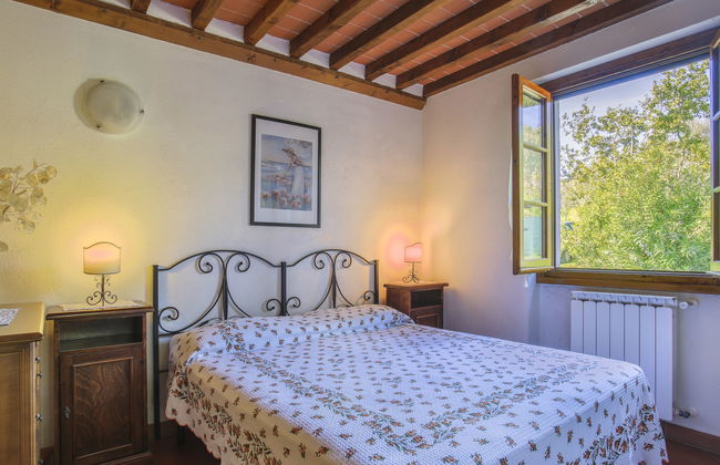 Casa de 2 quartos em Castelfranco Piandiscò com piscina e jardim - Foto 8