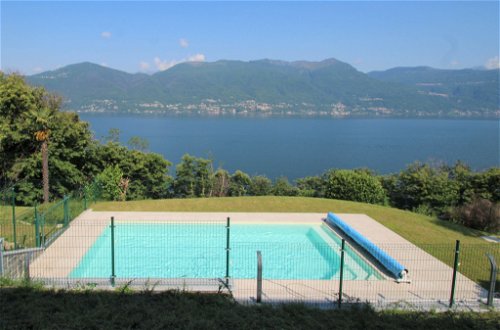 Foto 32 - Casa con 4 camere da letto a Porto Valtravaglia con piscina privata e vista sulle montagne
