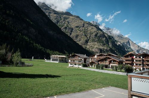 Foto 18 - Apartment mit 3 Schlafzimmern in Täsch mit blick auf die berge