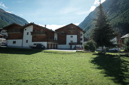 Foto 5 - Apartment mit 3 Schlafzimmern in Täsch mit blick auf die berge