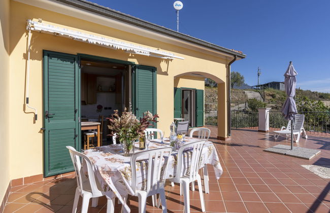 Apartment mit 3 Schlafzimmern in Costarainera mit garten und terrasse - Foto 1