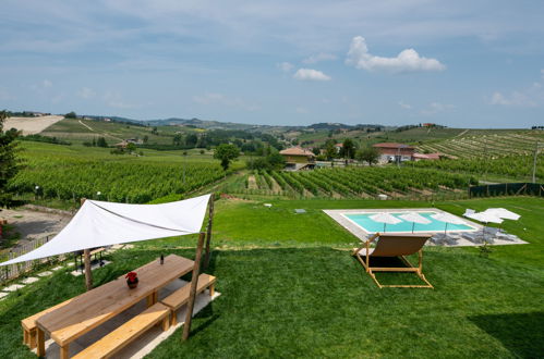 Foto 36 - Casa de 3 quartos em Calosso com piscina privada e jardim