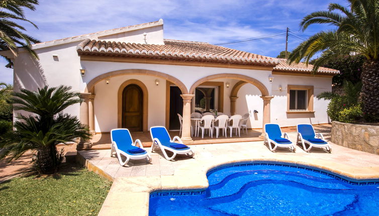 Photo 1 - Maison de 4 chambres à Jávea avec piscine privée et vues à la mer