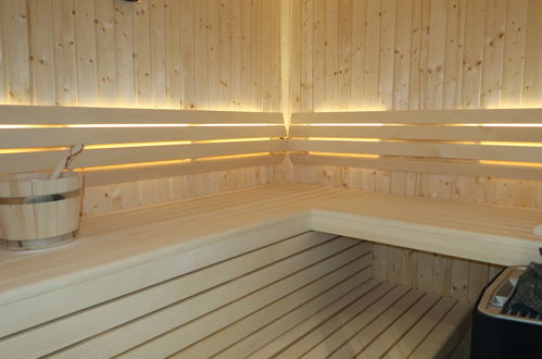 Foto 21 - Appartamento con 3 camere da letto a Butjadingen con sauna e vista mare