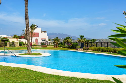 Photo 1 - Appartement de 2 chambres à Mijas avec piscine et vues à la mer