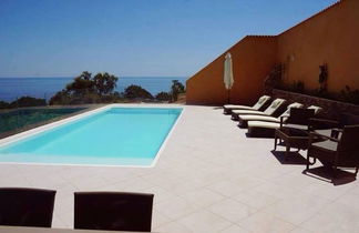 Photo 2 - Maison de 4 chambres à Sari-Solenzara avec piscine privée et vues à la mer