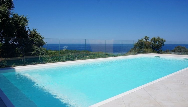 Photo 1 - Maison de 4 chambres à Sari-Solenzara avec piscine privée et vues à la mer