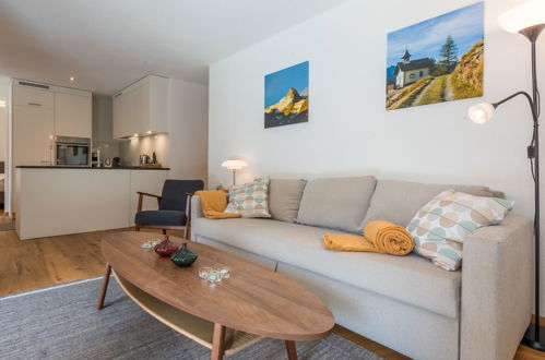 Foto 10 - Apartment mit 1 Schlafzimmer in Saas-Grund