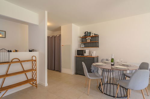 Photo 10 - 1 bedroom Apartment in Vaux-sur-Mer with garden and terrace