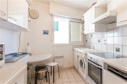 Foto 16 - Appartamento con 1 camera da letto a Saint-Jean-de-Luz con terrazza e vista mare
