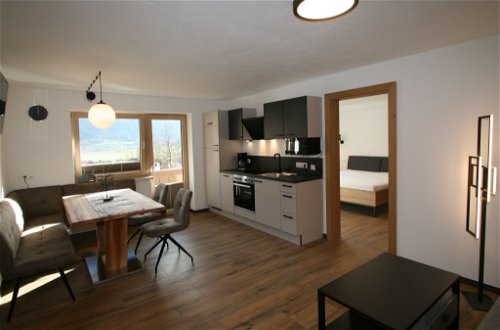 Foto 2 - Apartamento de 4 quartos em Aschau im Zillertal com vista para a montanha