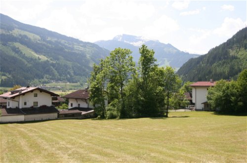 Foto 28 - Apartment mit 2 Schlafzimmern in Aschau im Zillertal mit blick auf die berge