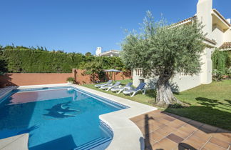 Foto 2 - Casa de 3 habitaciones en Benalmádena con piscina privada y jardín