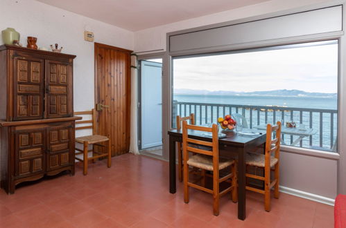 Foto 12 - Apartamento de 1 habitación en l'Escala con vistas al mar