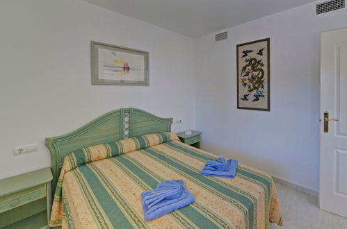 Foto 5 - Appartamento con 1 camera da letto a Calp con piscina e giardino