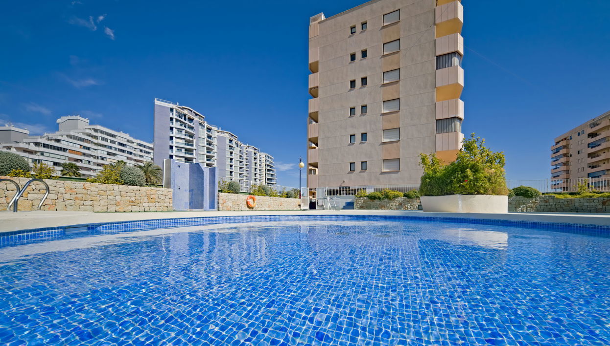Apartment mit 2 Schlafzimmern in Calp mit schwimmbad und garten - Foto 1