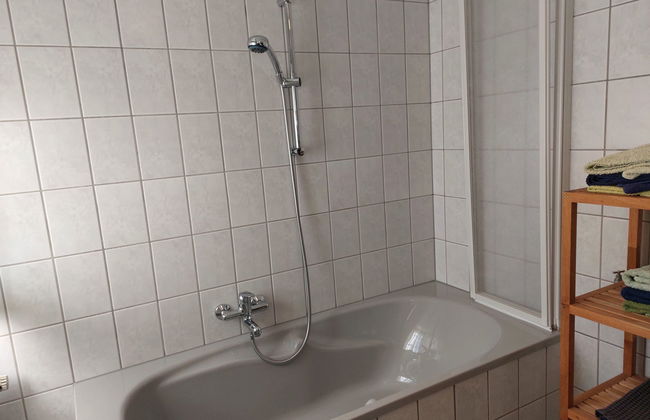 Apartamento de 2 quartos em Großschönau com jardim e sauna - Foto 16