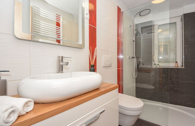 Casa de 7 quartos em Ražanac com piscina privada e jardim - Foto 9