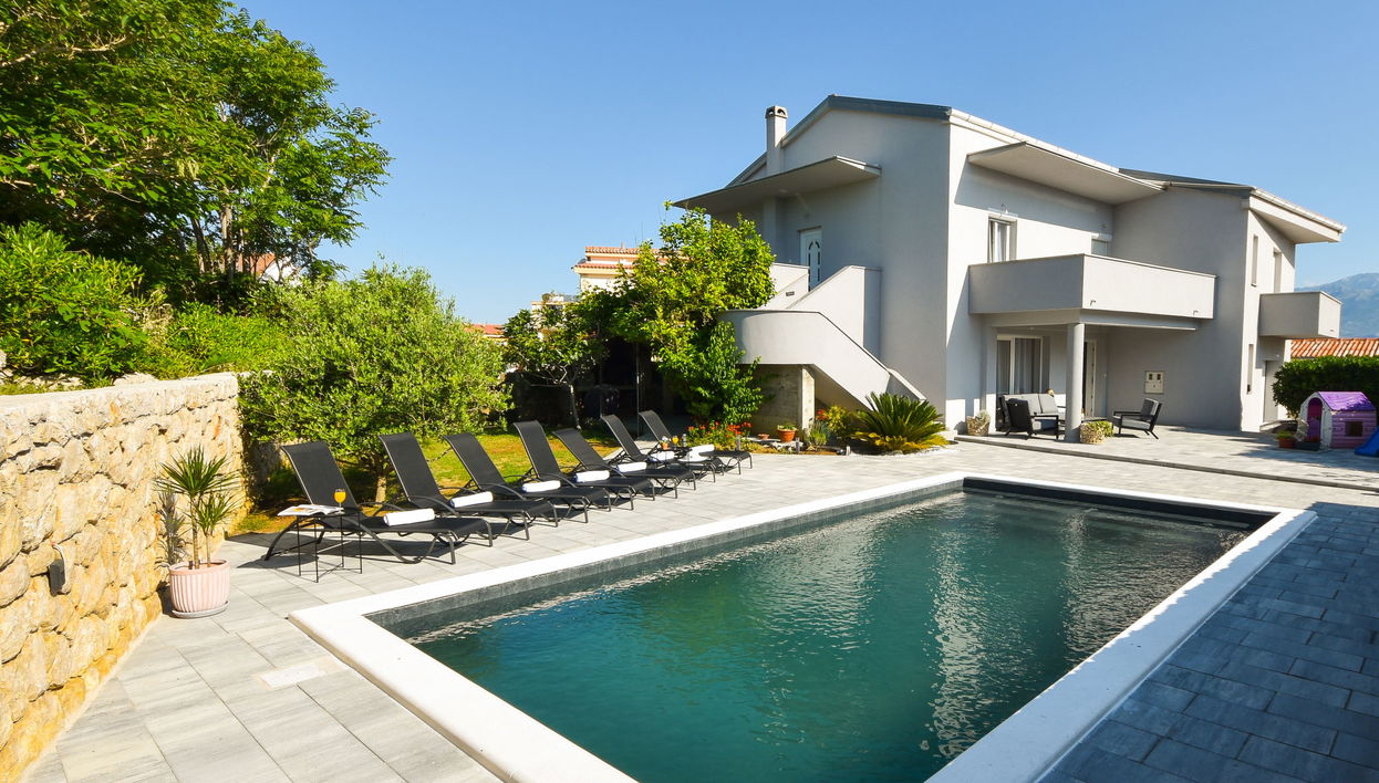 Casa con 7 camere da letto a Ražanac con piscina privata e giardino - Foto 1
