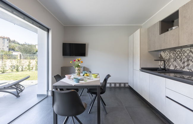 Apartamento de 3 quartos em Imperia com piscina e jardim - Foto 3