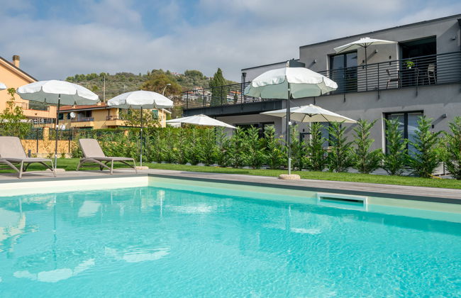 Apartamento de 1 quarto em Imperia com piscina e jardim - Foto 6