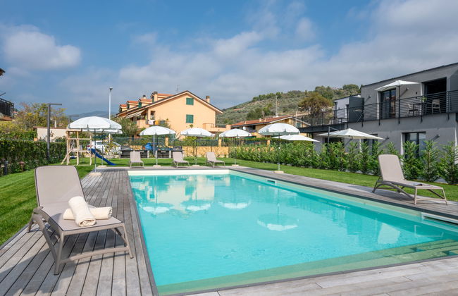 Apartamento de 1 quarto em Imperia com piscina e jardim - Foto 19