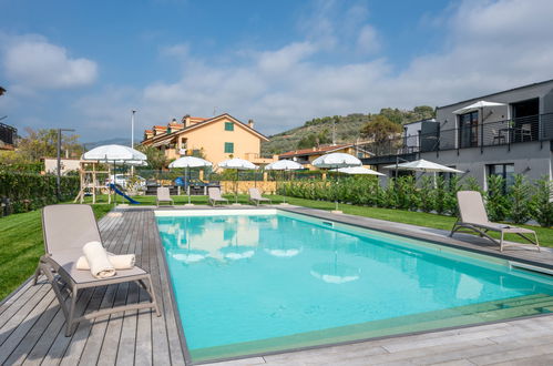 Photo 10 - Appartement de 2 chambres à Imperia avec piscine et jardin