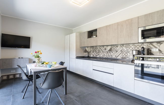 Apartamento de 3 quartos em Imperia com piscina e jardim - Foto 8