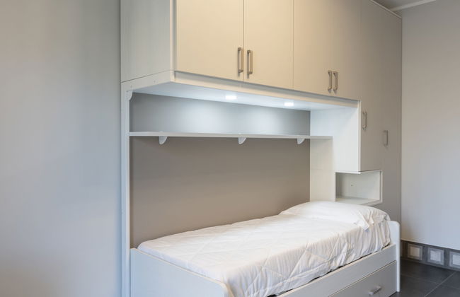 Apartamento de 3 quartos em Imperia com piscina e jardim - Foto 12