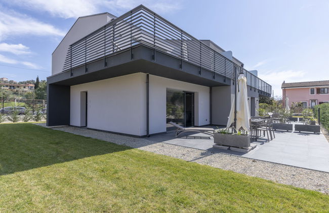 Apartamento de 3 quartos em Imperia com piscina e jardim - Foto 23