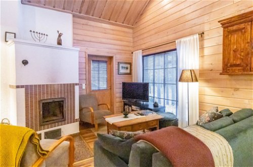 Foto 11 - Casa con 2 camere da letto a Pelkosenniemi con sauna e vista sulle montagne