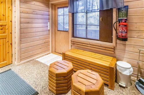 Foto 22 - Casa de 2 habitaciones en Pelkosenniemi con sauna y vistas a la montaña