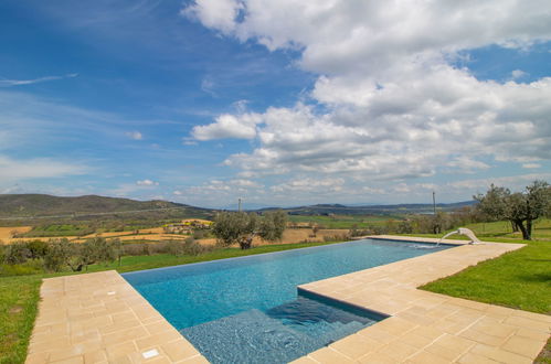 Foto 18 - Casa de 2 habitaciones en Panicale con piscina privada y vistas a la montaña