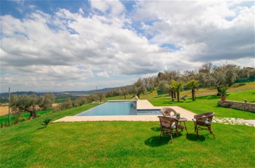 Photo 15 - 2 bedroom House in Panicale with private pool and mountain view