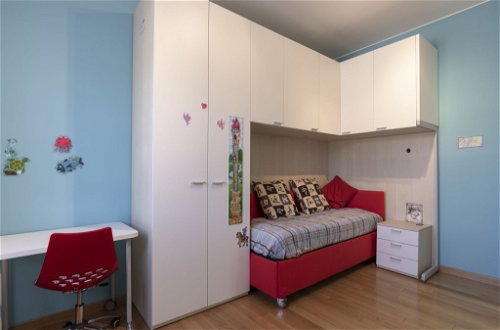 Foto 13 - Apartamento de 1 habitación en San Lorenzo al Mare con vistas al mar