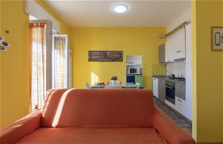 Foto 3 - Apartment mit 1 Schlafzimmer in San Lorenzo al Mare mit blick aufs meer