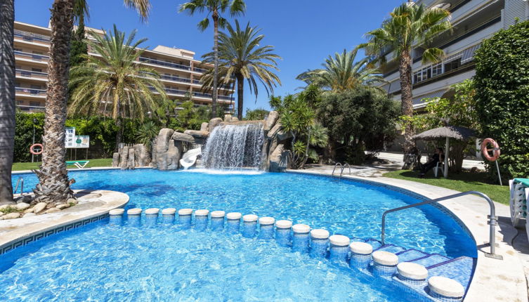 Photo 1 - 2 bedroom Apartment in Salou with swimming pool and sea view