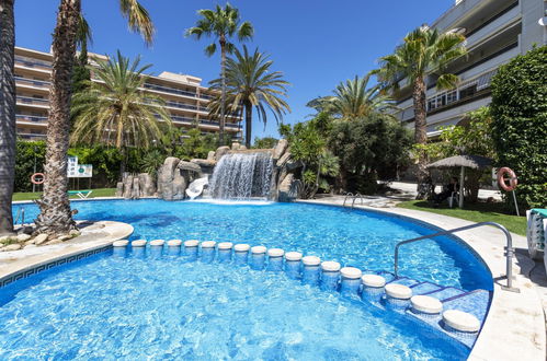 Photo 1 - Appartement de 2 chambres à Salou avec piscine et jardin