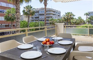 Photo 2 - 2 bedroom Apartment in Salou with swimming pool and sea view