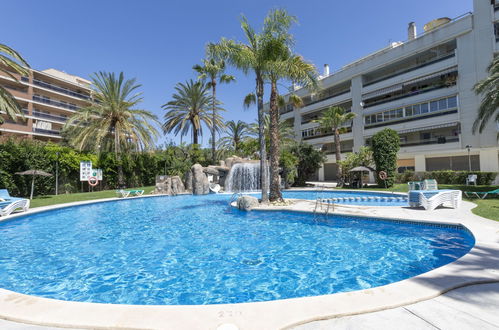 Foto 15 - Apartamento de 2 quartos em Salou com piscina e jardim