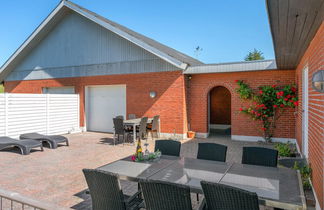 Photo 2 - Maison de 4 chambres à Blåvand avec terrasse et sauna