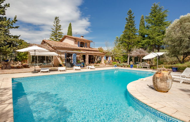 Casa de 5 quartos em Le Tignet com piscina privada e jardim - Foto 1