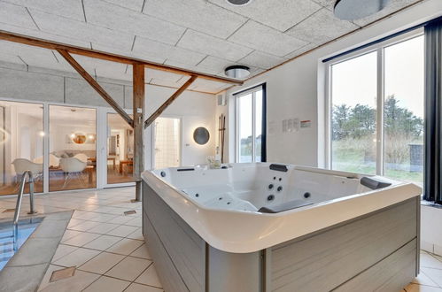 Photo 3 - Maison de 7 chambres à Ulfborg avec piscine privée et terrasse