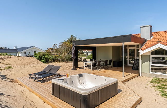 Casa de 4 quartos em Klitmøller com piscina privada e terraço - Foto 11