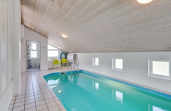 Casa de 4 quartos em Klitmøller com piscina privada e terraço - Foto 27