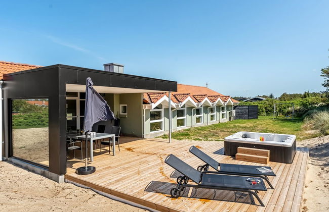 Casa de 4 quartos em Klitmøller com piscina privada e terraço - Foto 13